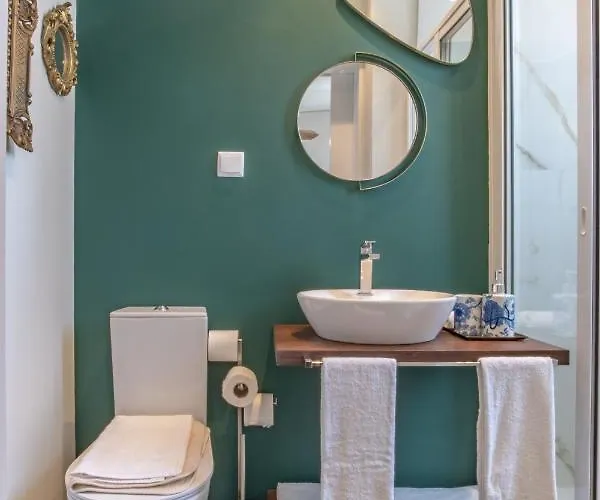 Elias Garcia The Beauty